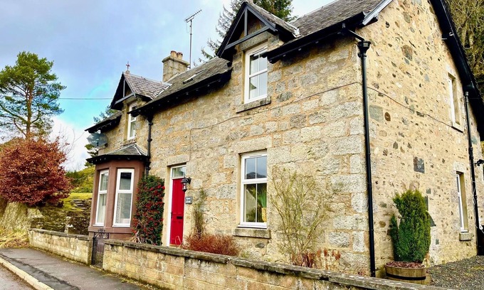 Blairgowrie House | Traditional Highland Stone home