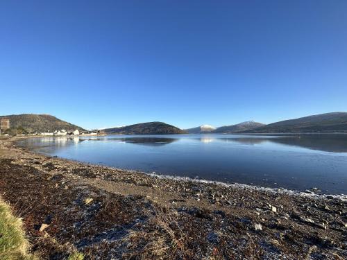 Inveraray House | Traditional Inveraray Cottage - Amazing Loch Views