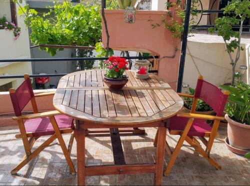 Latsida House | Traditional Residence with terrace