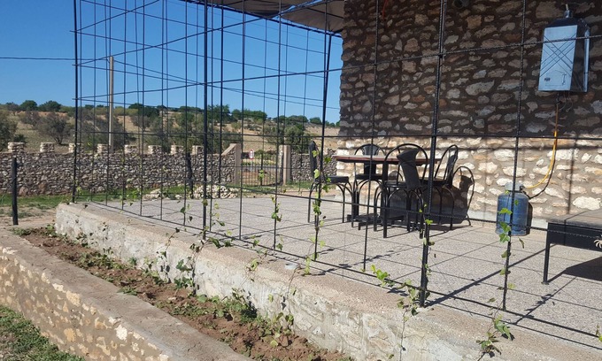 Ounagha Apartment | Traditional stone studio