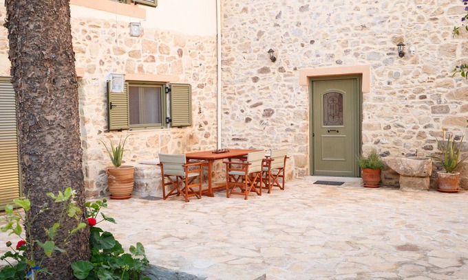 Tymbaki Villa | Traditional Stone Villa - Priotissa