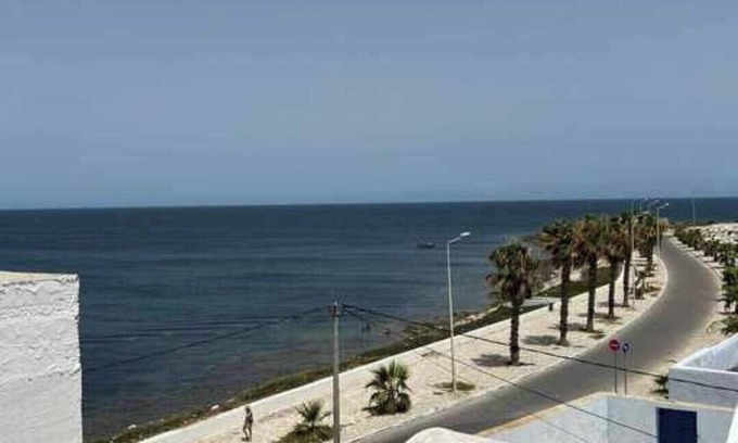 Borj Erras Apartment | Traditional Tunisian Suite House (by the Sea)