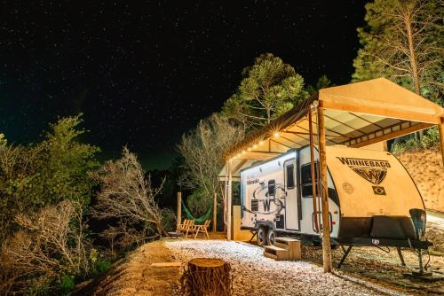 Campos do Jordao House | Trailer Terra Céu