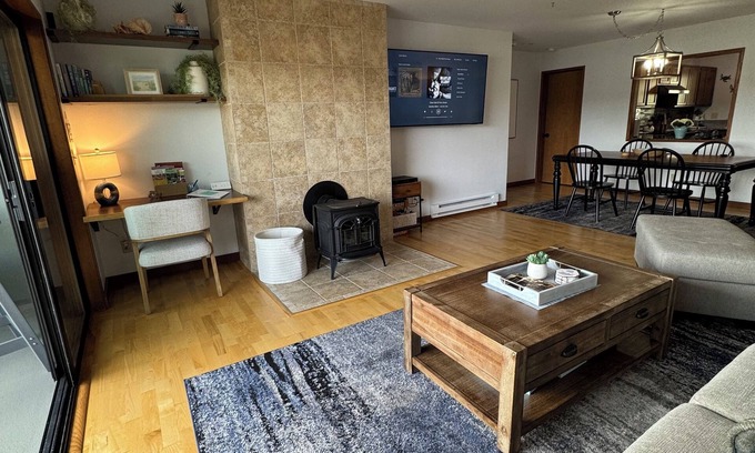 Port Ludlow Condo | Tranquil 2-bedroom condo in Port Ludlow with WiFi