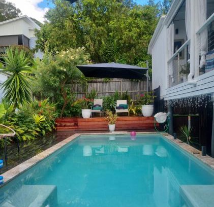Coolum Beach Apartment | Tranquil Beach Getaway