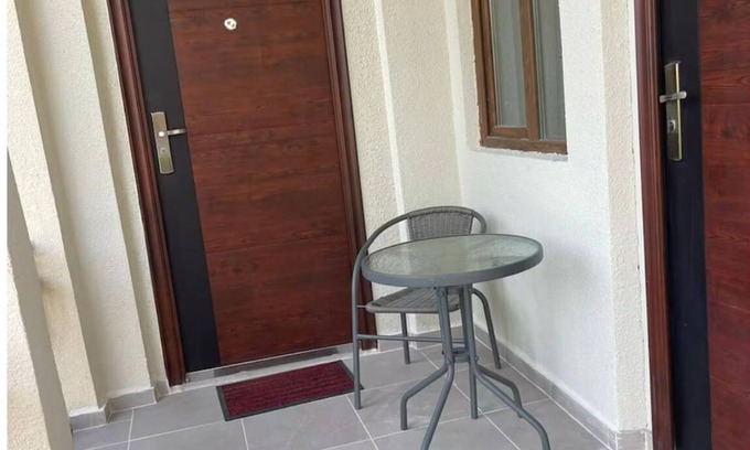 Batumi Bed & Breakfast | Tranquil bed & breakfast with AC in Zugdidi