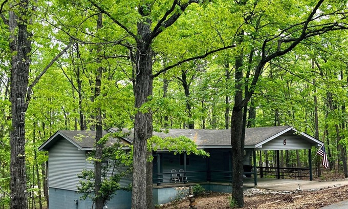Hot Springs Village House | Tranquil Cabin like home in Hot Springs Village.