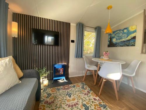 Port Seton House | Tranquil Caravan Retreat by the Seaside PortSeton
