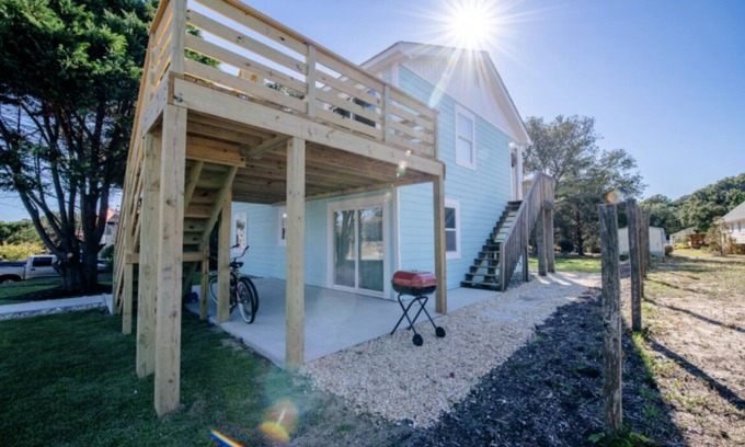 Colington Cottage | Tranquil & Convenient Kill Devil Hills Retreat