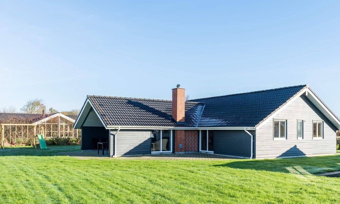 Bork Havn House | Tranquil Cottage with Spa and Sauna-By Traum