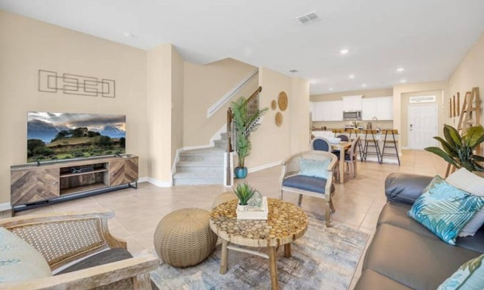 St. Augustine House | Tranquil Escape 3 BDR Townhome Close to Beach