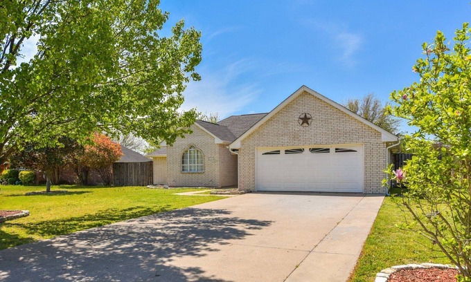 Red Oak House | Tranquil Getaway