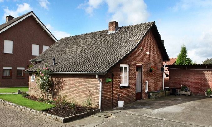Margraten House | Tranquil Holiday Home in Margraten with Terrace and Garden