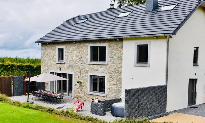 Manhay House | Tranquil Holiday Home in Manhay with near Ski Area