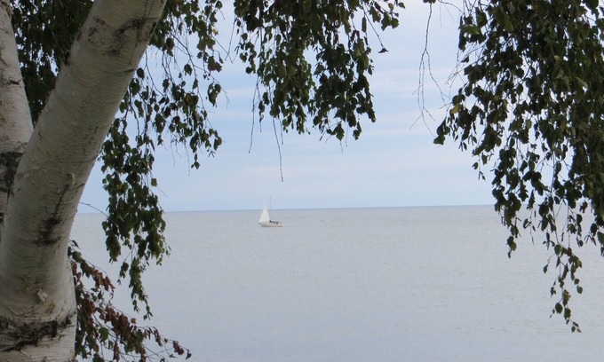 Olcott Cottage | Tranquil lakefront cottagen3 bedrooms 2 bath, sleeps 6