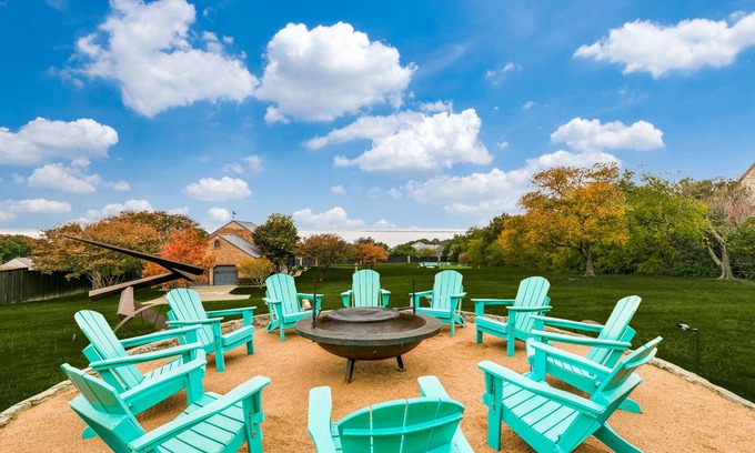Rockwall House | Tranquil Lakeview Haven: Two Homes, Relaxation, and Outdoor Delights