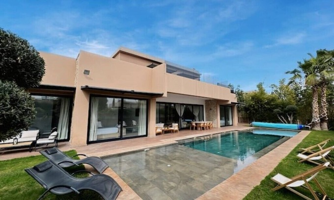 Tassoultante Villa | Tranquil Marrakech Retreat