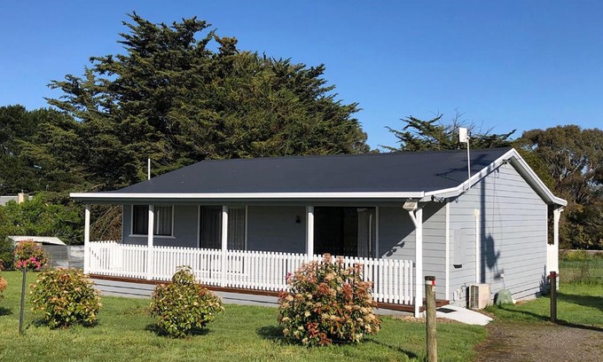 Scarsdale House | Tranquil, modern self-contained cottage