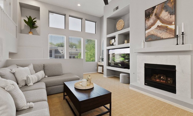 Kierland Condo | 💕Tranquility at Kierland Commons North Scottsdale