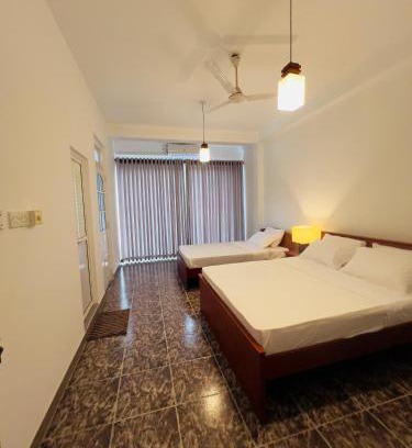 Tennekumbura House | TranquilZ