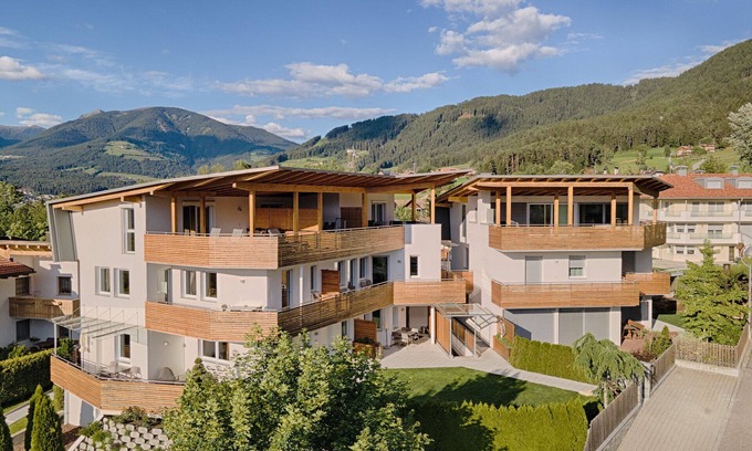 Riscone Apartment | Traum-ferienwohnung mit Dachterrasse & Tollem Ausblick, Cron4 Schwimmbad & Sauna
