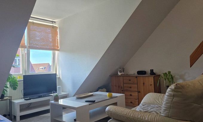 Lubeck City Centre Apartment | Trave Studio with gallery - 24/7 check-in