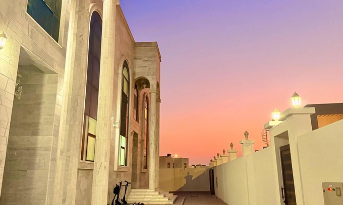 Dubai Villa | Travel Hub Near Business Bay By Al Taj