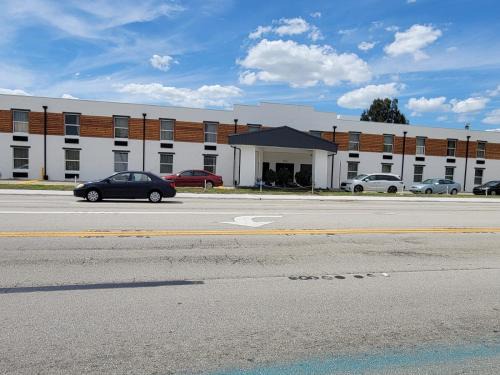 Winter Haven Hotel | Travel Inn Winter Haven