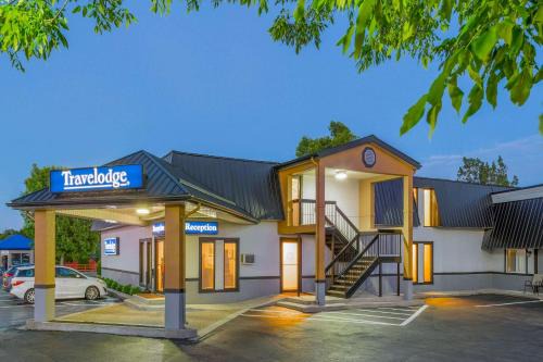 Gananoque Hotel | Travelodge by Wyndham Gananoque