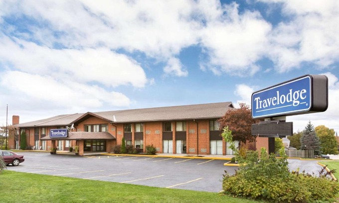Owen Sound Hotel | Travelodge by Wyndham Owen Sound ON