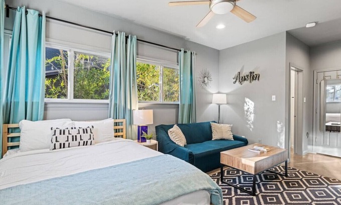 Greater South River City House | Travis Heights Studio · Remodeled Garden Studio near South Congress!