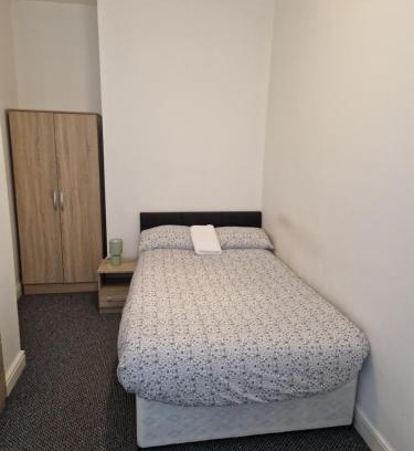 Stoke-on-Trent House | Treasure Homes