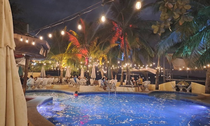 Barretto Resort | Treasure Island Resort