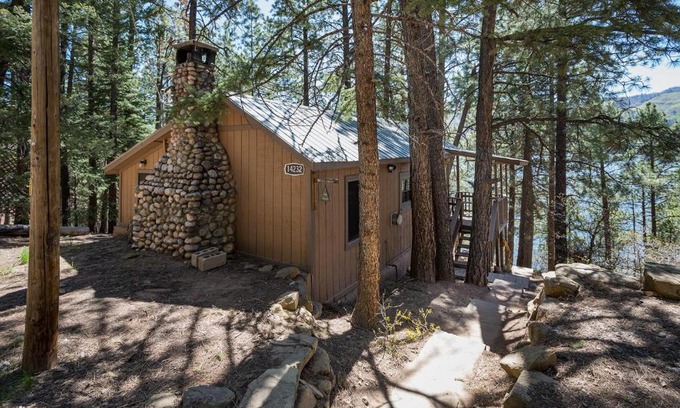 Bayfield House | Tree House Cabin on Vallecito Lake