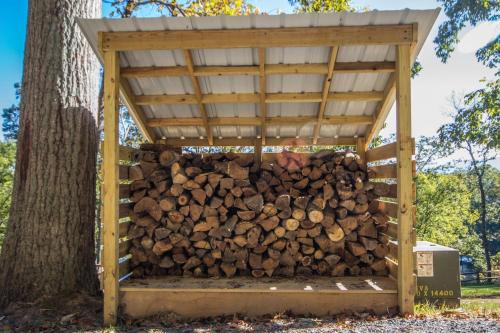 Luray House | Tree Top cabin on the Shenandoah River
