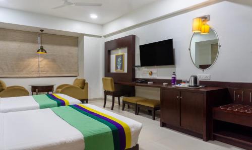 Aundh Hotel | Treebo Bhairavee, Baner
