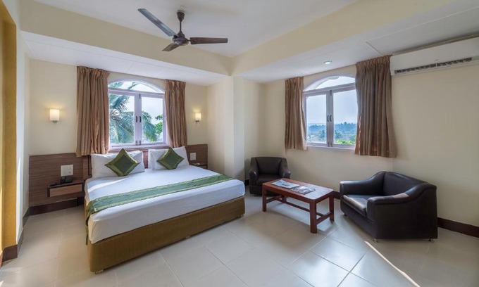 Guirim Hotel | Treebo Green Park