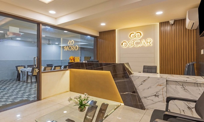 Rajkot Hotel | Treebo Oscar