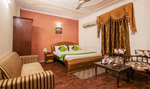 Karol Bagh Hotel | Treebo Paras International