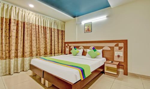 Nagavara Hotel | Treebo Raj Elegance Manyata Tech Park