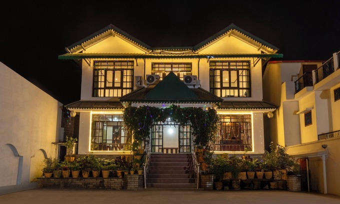 Bhimtal Hotel | Treebo Spring Birds - Kainchi Dham