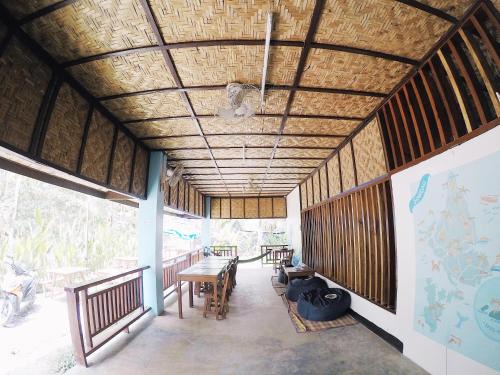 Catangnan Hostel | Tres Islas Hostel