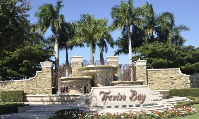 Naples Resort | Treviso Bay * 5 Star Resort * with Water View - a TPC golf course!