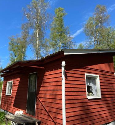 Ryd House | Trevlig Röd liten stuga