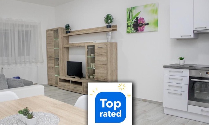 Sarvar Apartment | Trika Apartman