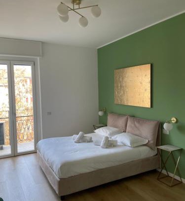 Lorenteggio Apartment | Trilocale con vista e due bagni Metro Blu Piazza Frattini