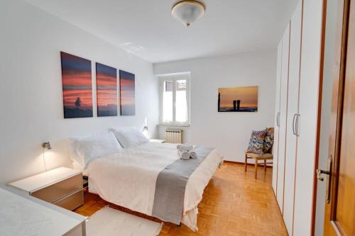 Cormons Apartment | Trilocale in centro a Cormons con balcone e garage