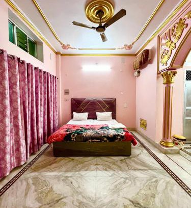 Varanasi House | Trilok Residency - Dashashwamedh Ghat - Varanasi