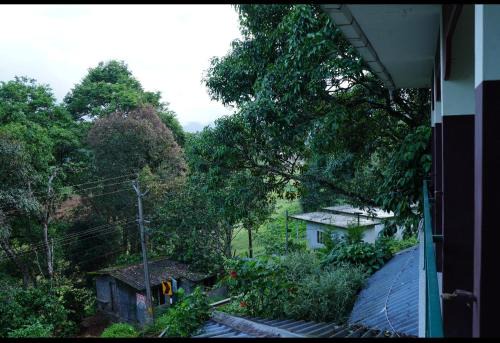 Manjoora House | Tripgraam chill wind