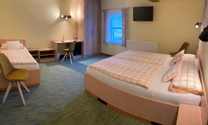 Alt Zauche-Wußwerk House | Triple room - Landhaus Brodack